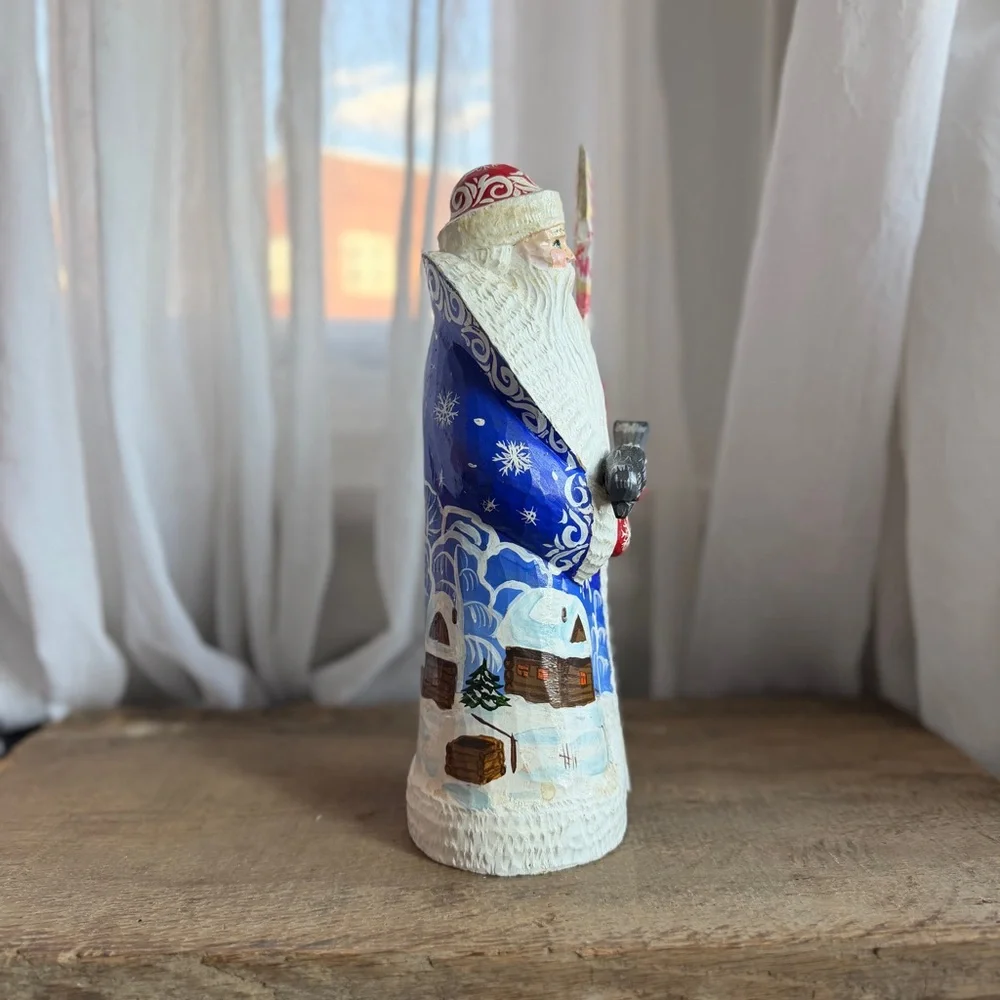 Vintage winter scene Ded Moroz w bird, Signed 10”